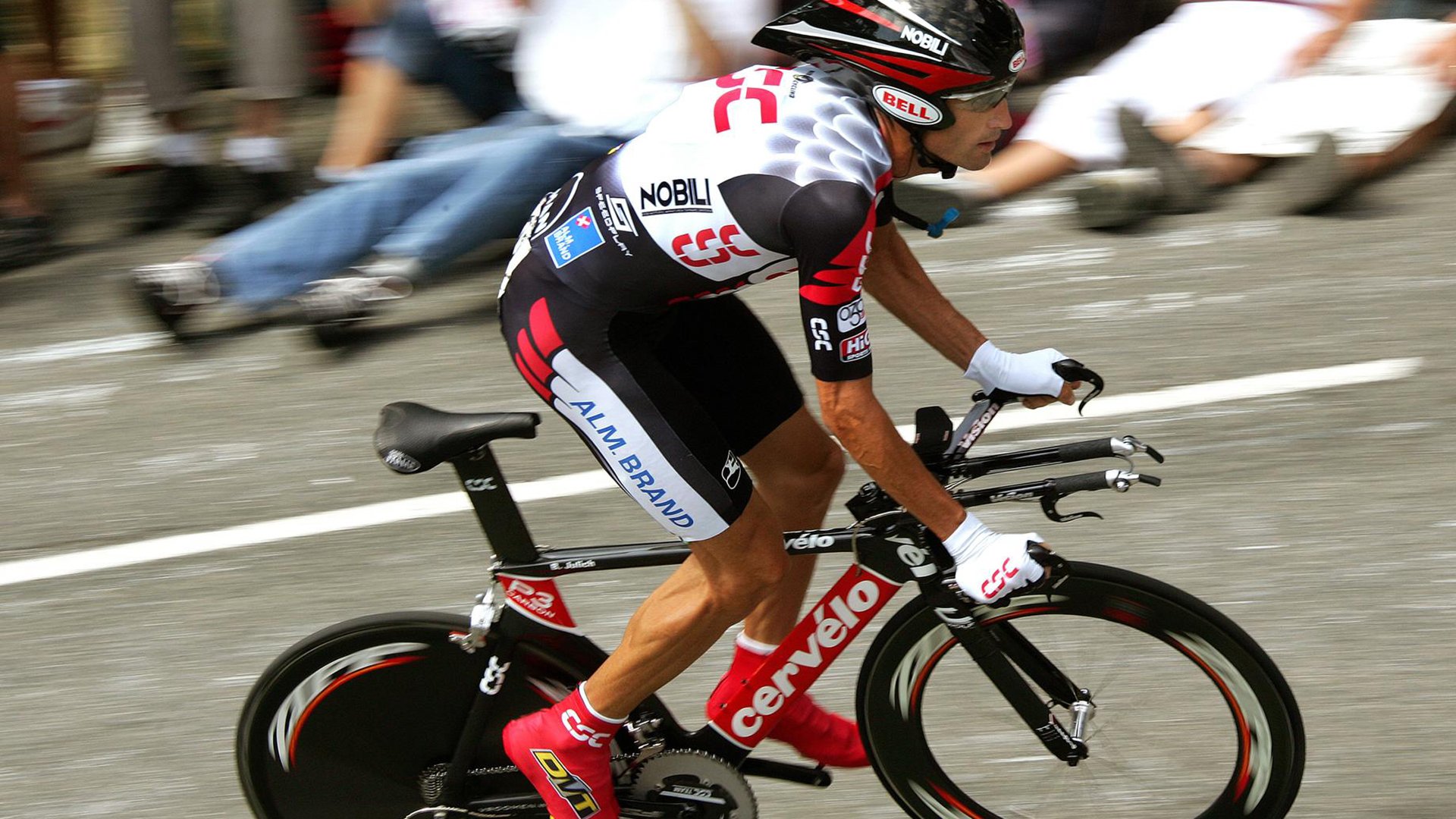 瑞典乒乓战术：团队协作与个人技术的完美融合，被誉为乒坛常青树的瑞典乒乓球选手