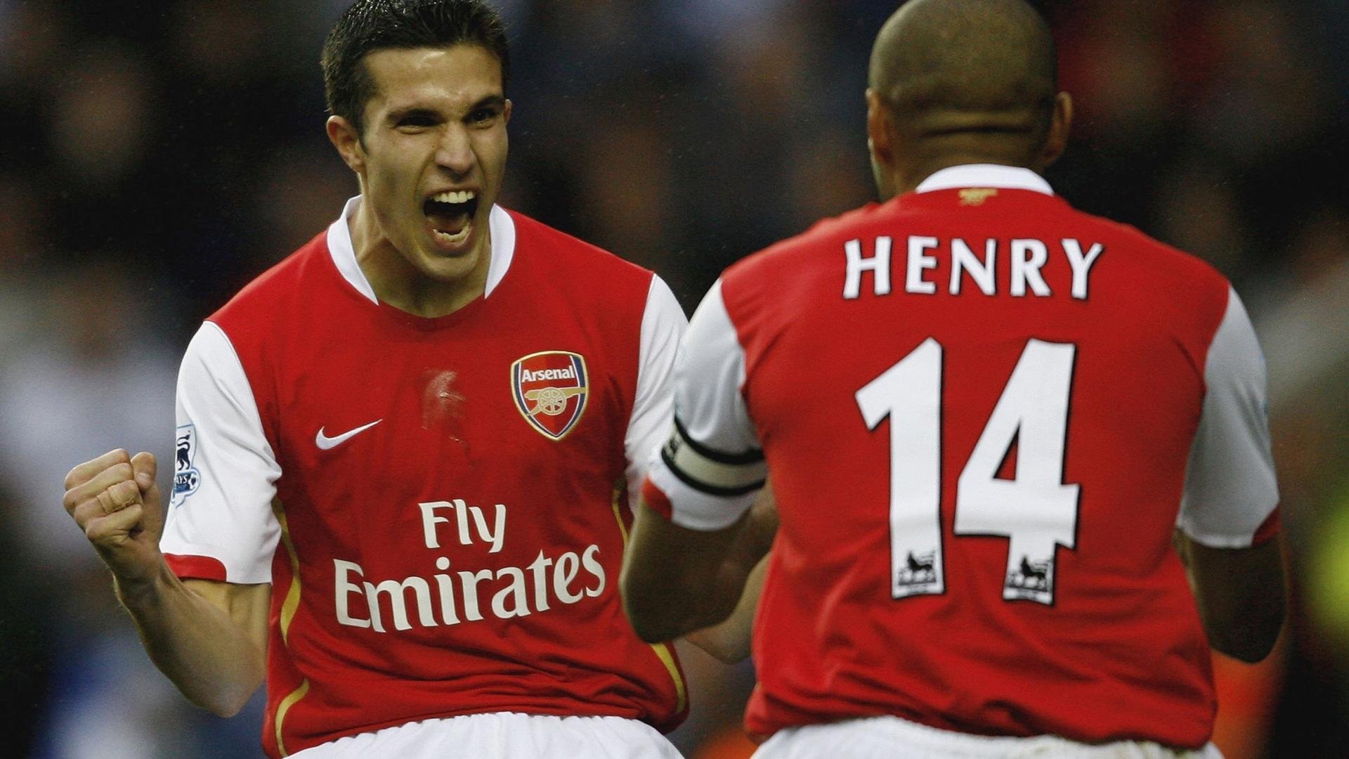 星空体育官网-德甲攻防一体：节奏快得令人窒息，德甲战术